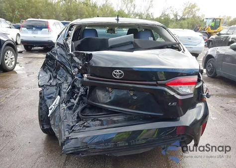 2021 Toyota Corolla Le z USA, uszkodzony, nr VIN JTDEPMAE2MJ183209